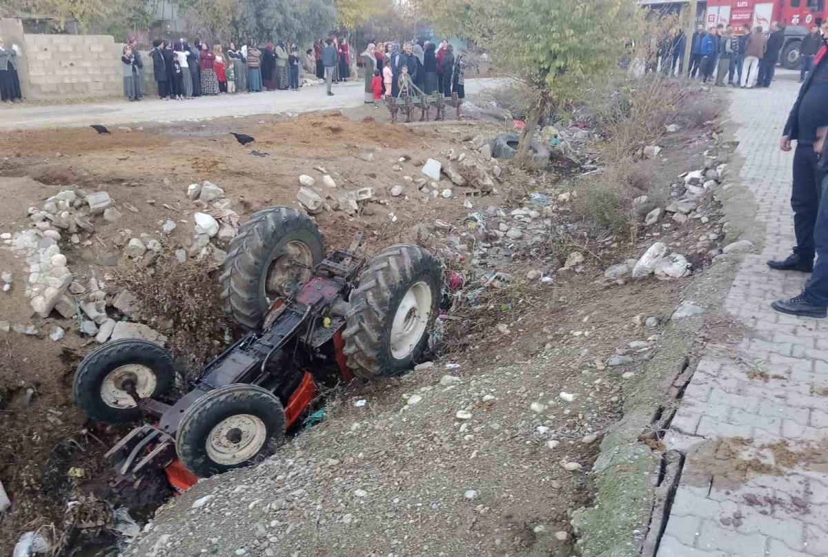 Adıyaman’da traktör devrildi: 1’i ağır 2 yaralı
