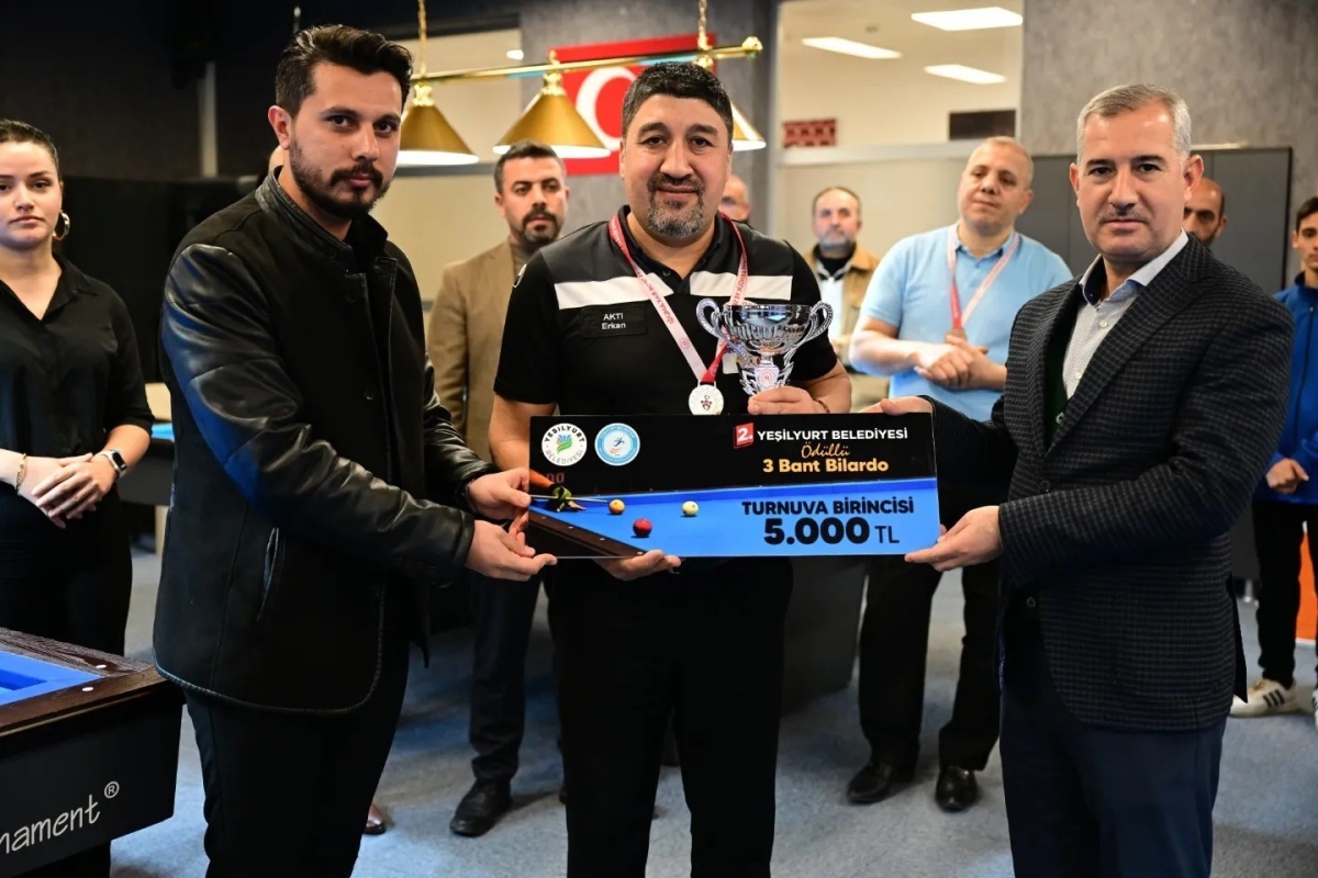 Bilardo Turnuvasında ödüller dağıtıldı
