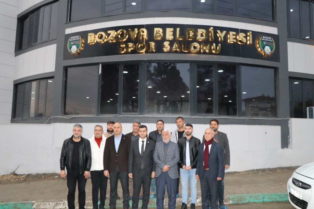 Bozova’da yapımı tamamlanan spor salonu hizmette açıldı