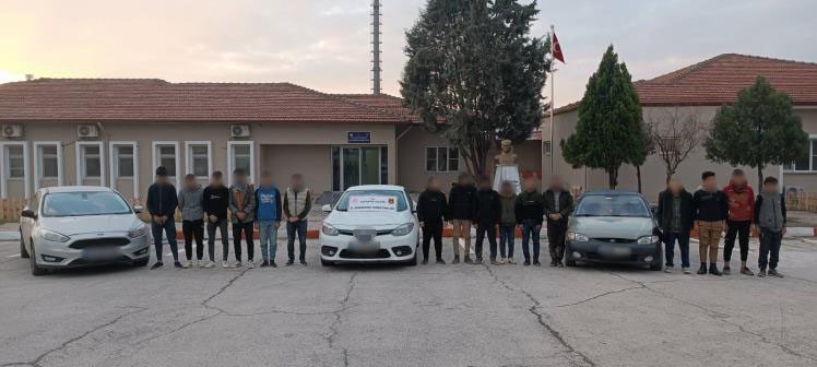 Gaziantep'te kalkan operasyonu: 19 düzensiz göçmen ile 3 organizatör yakalandı