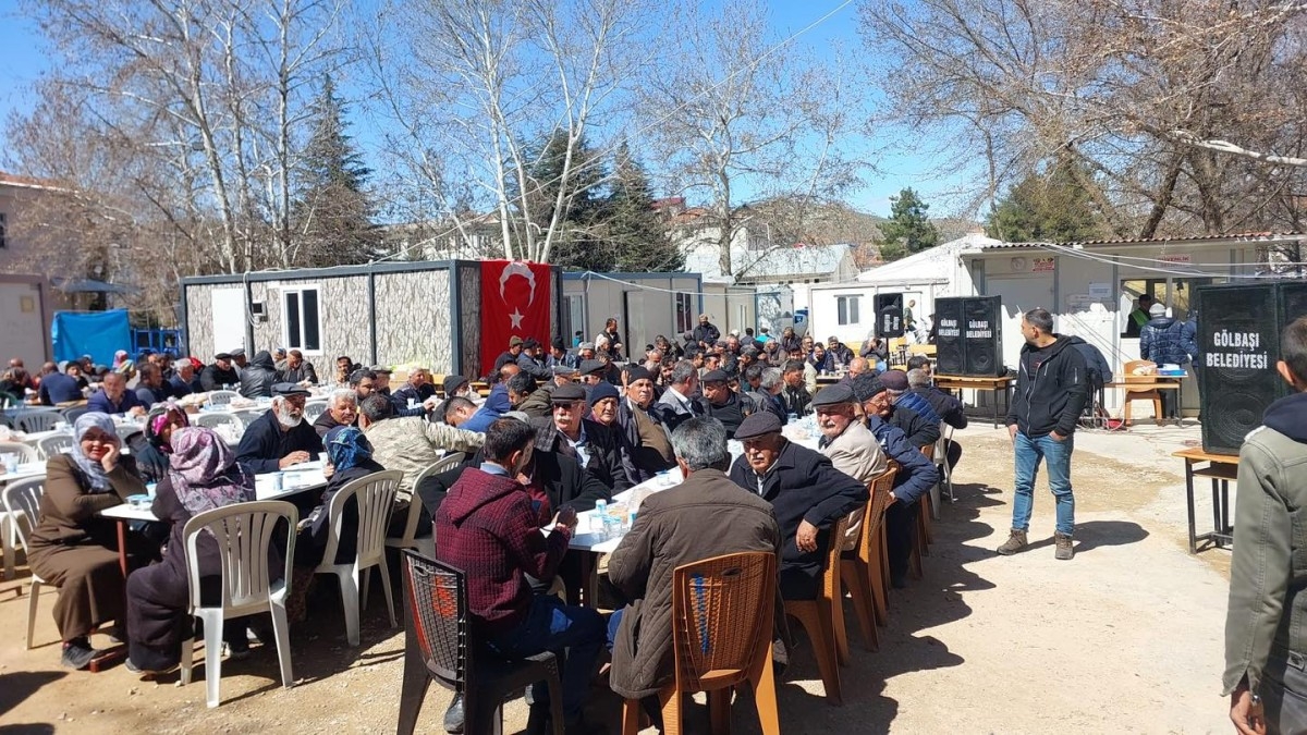 Gölbaşı'nda depremde hayatını kaybedenler için mevlit okutuldu