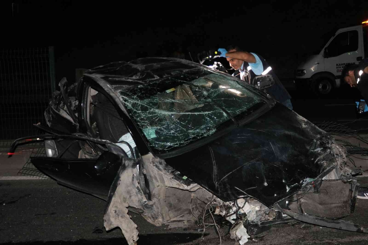 Kahramanmaraş’ta iki otomobil kaza yaptı: 3 yaralı Videolu Haber
