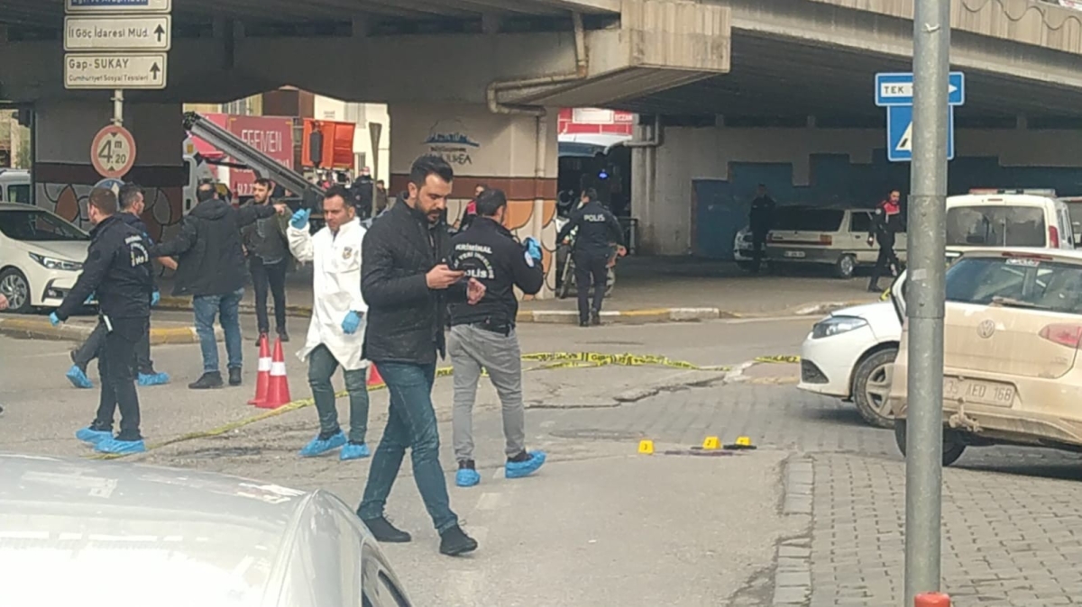 Şanlıurfa’da polise silahla ateş açıldı: 2 yaralı
