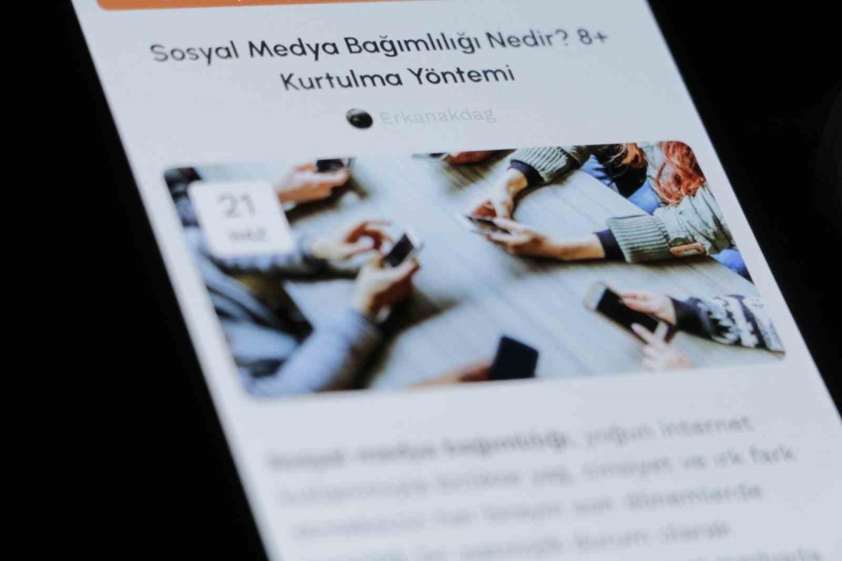 Sosyal medyanın kaygı, depresyon ve yalnızlık gibi sorunların bulguları çıktı Videolu