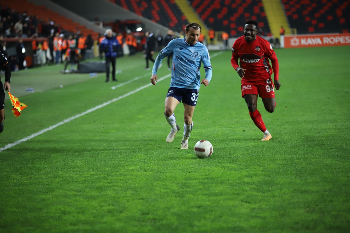 Trendyol Süper Lig: Gaziantep FK: 2 - Adana Demirspor: 2 (Maç Sonucu)