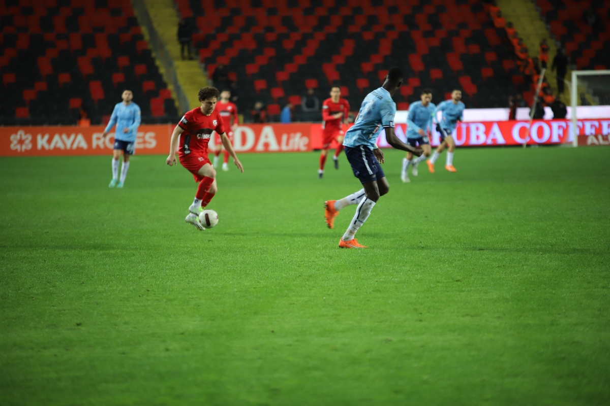 Trendyol Süper Lig: Gaziantep FK: 2 - Adana Demirspor: 2 (Maç Sonucu)