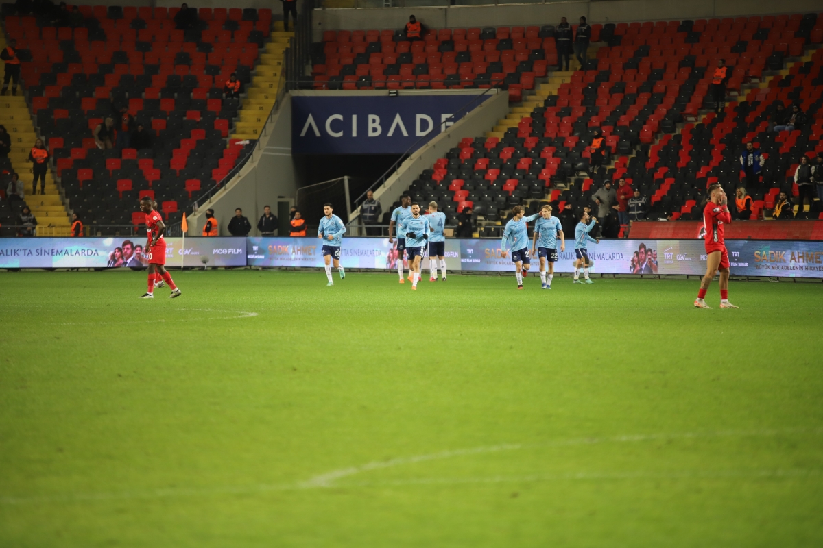 Trendyol Süper Lig: Gaziantep FK: 2 - Adana Demirspor: 2 (Maç Sonucu)