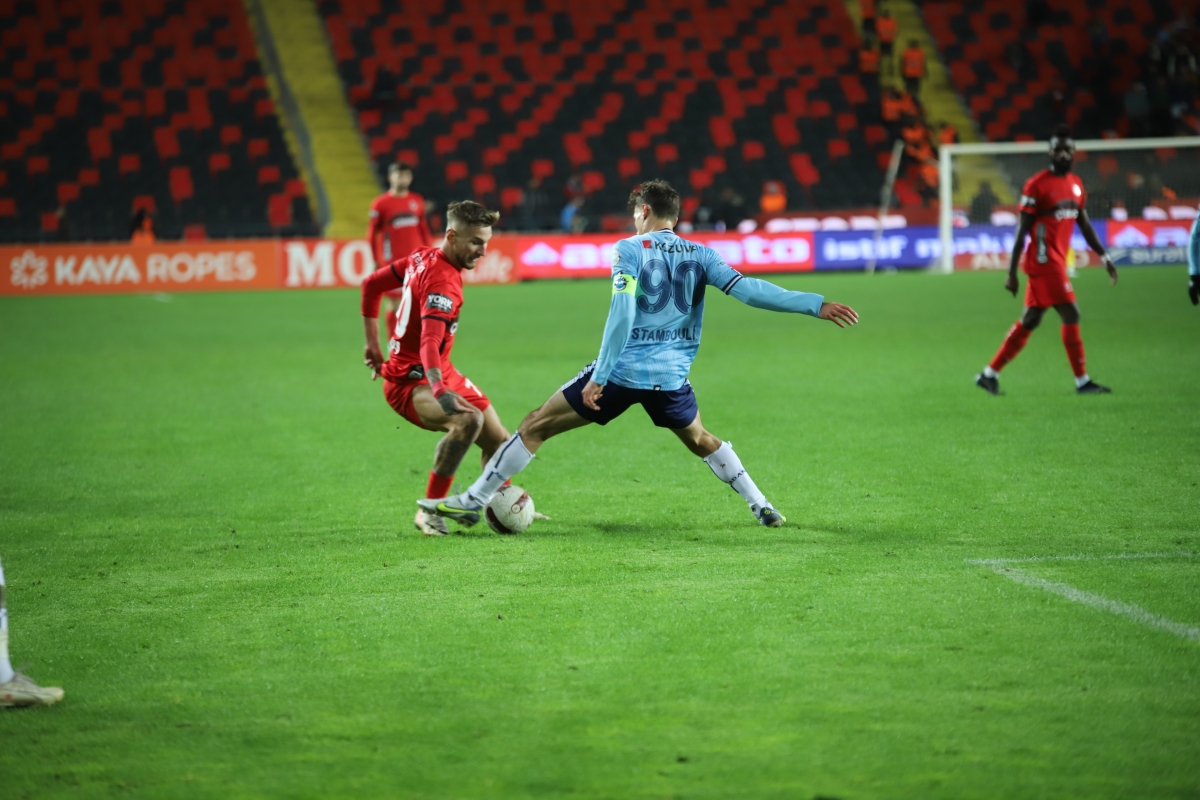 Trendyol Süper Lig: Gaziantep FK: 2 - Adana Demirspor: 2 (Maç Sonucu)