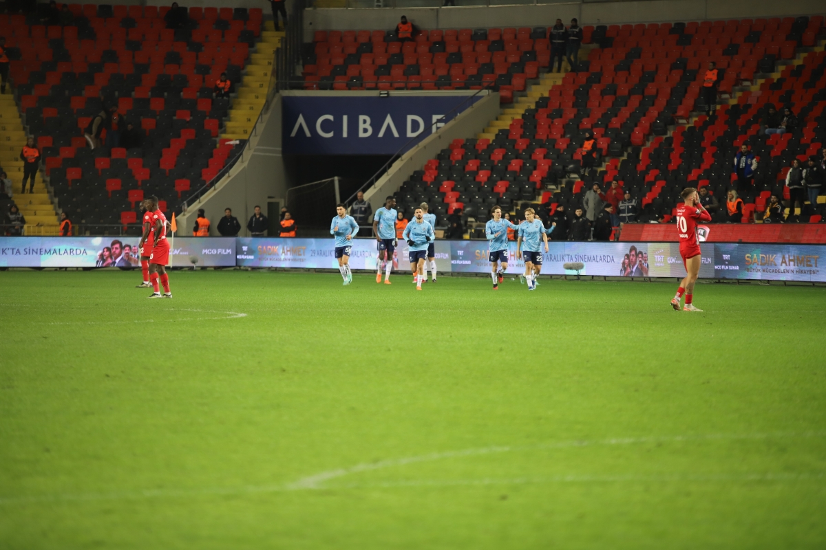 Trendyol Süper Lig: Gaziantep FK: 2 - Adana Demirspor: 2 (Maç Sonucu)