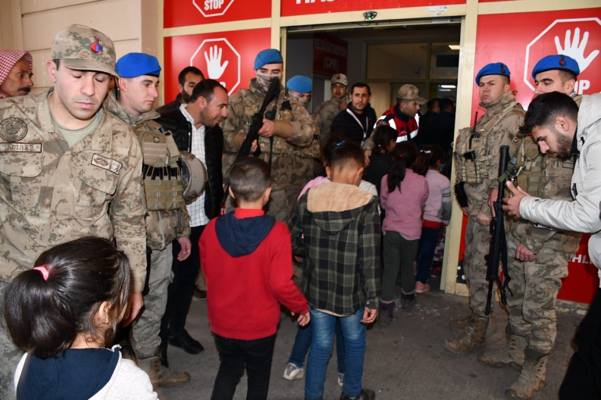 Siverek’te öğrenciler yedikleri yemekten zehirlendi