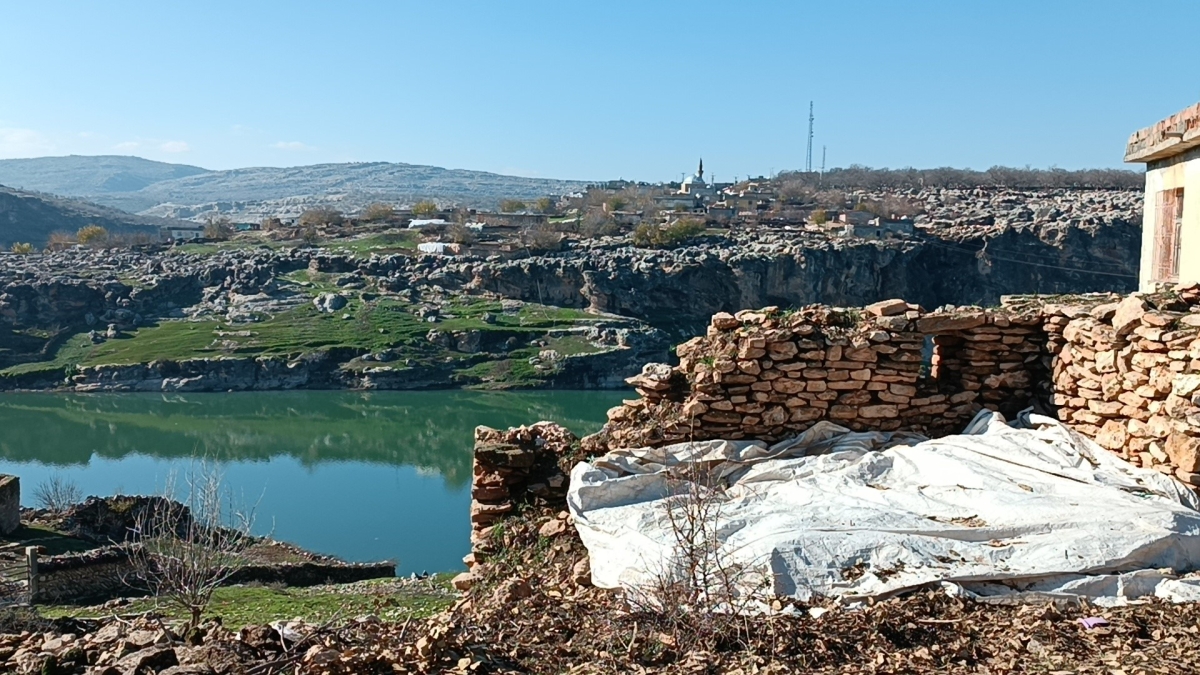 Dicle ilçesi ile köyleri yakınlaştıran köprü yapılmayı bekliyor 