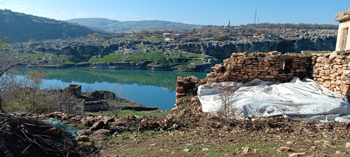 Dicle ilçesi ile köyleri yakınlaştıran köprü yapılmayı bekliyor 