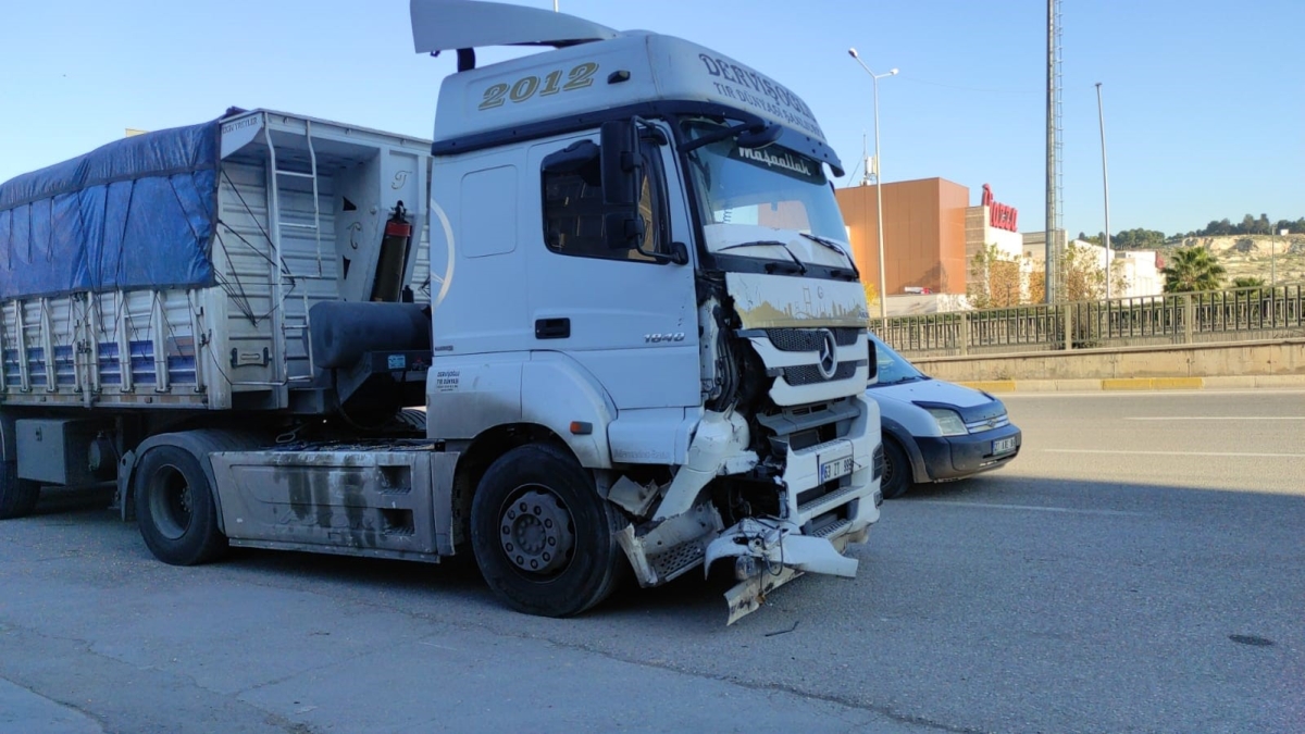 Şanlıurfa’da zincirleme trafik kazası: 7 yaralı 