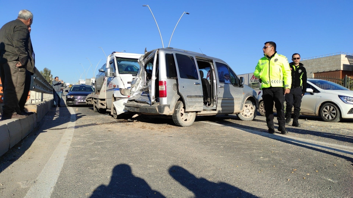 Şanlıurfa’da zincirleme trafik kazası: 7 yaralı 