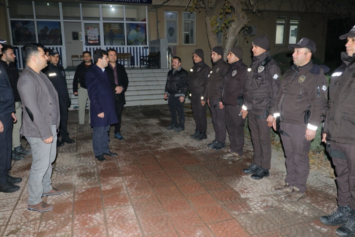 Sınır hattında görevli güvenlik güçleri unutulmadı