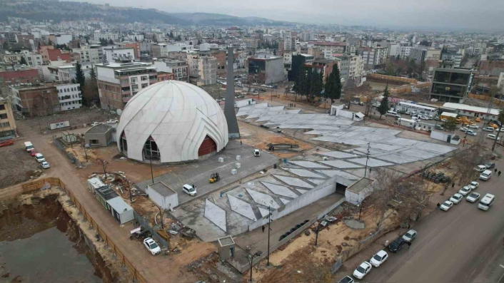 Adıyaman ilk kent meydanına kavuşuyor