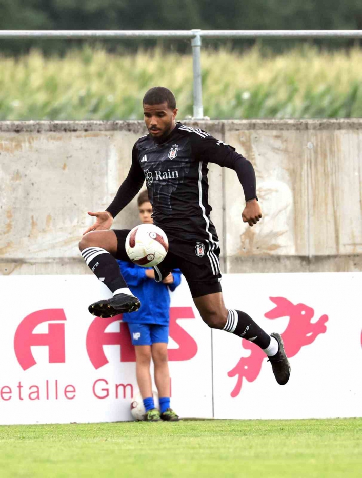 Beşiktaş, Rosierin Nicee kiralandığını açıkladı
