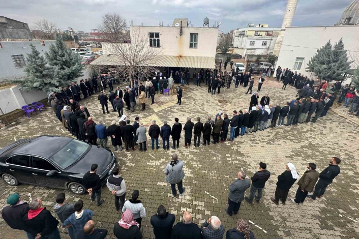 Iki aile arasındaki 3 yıllık husumet iş adamının aracılığıyla son buldu