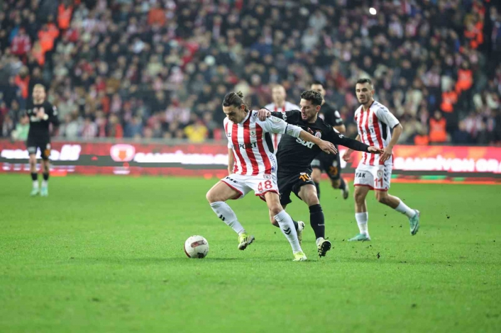 Trendyol Süper Lig: Samsunspor: 0 - Galatasaray: 2 (Maç sonucu)
